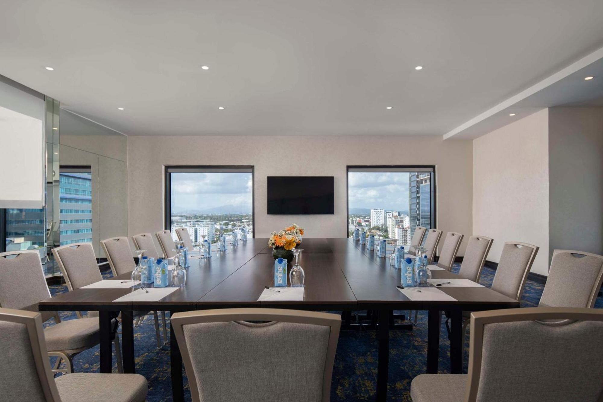 Homewood Suites By Hilton Santo Domingo Exterior foto