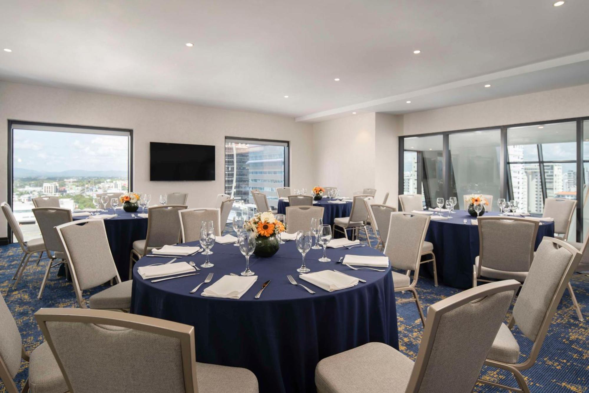 Homewood Suites By Hilton Santo Domingo Exterior foto