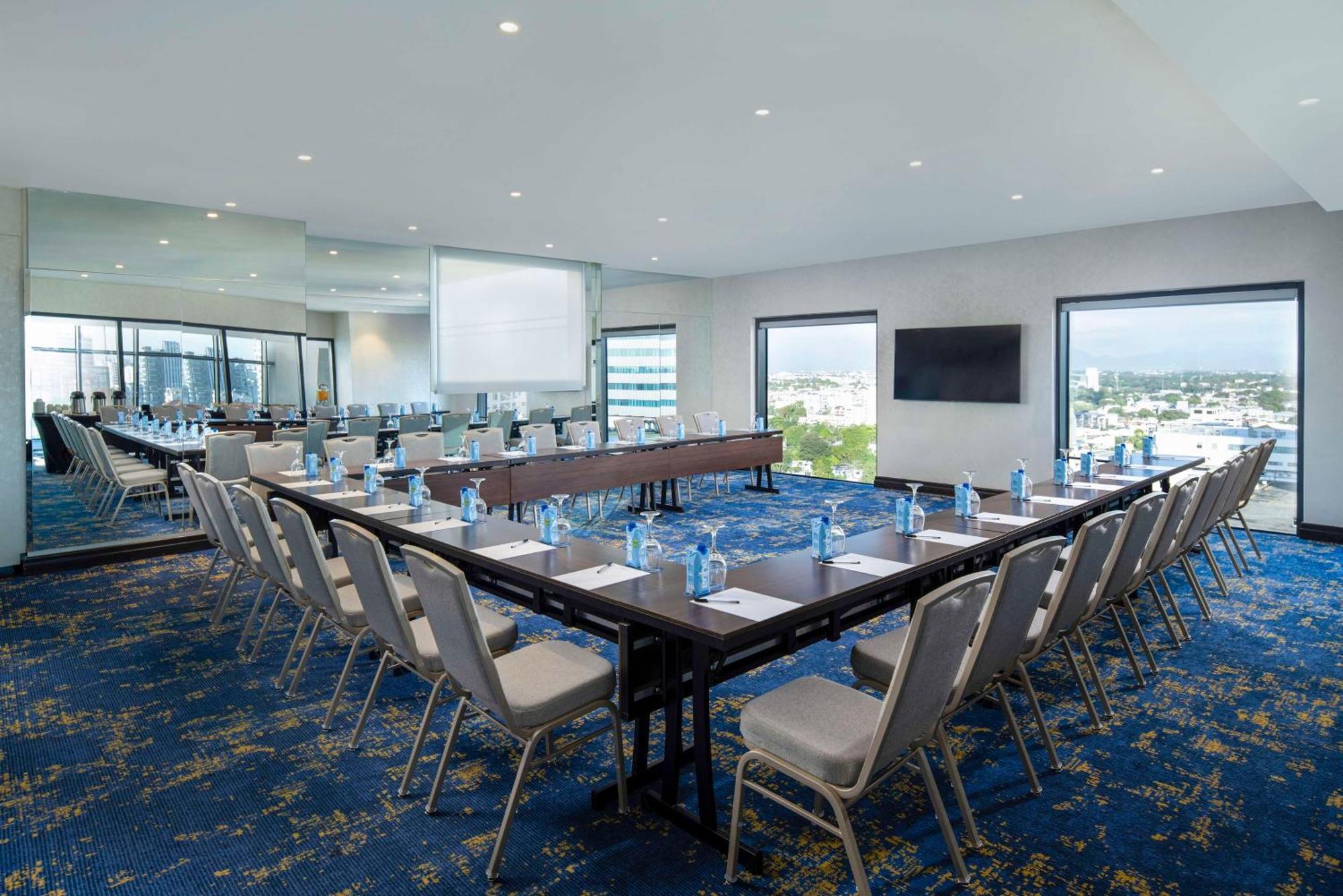 Homewood Suites By Hilton Santo Domingo Exterior foto